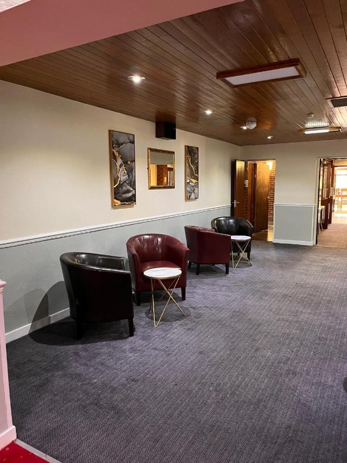 Beaufort Park Hotel Молд Экстерьер фото