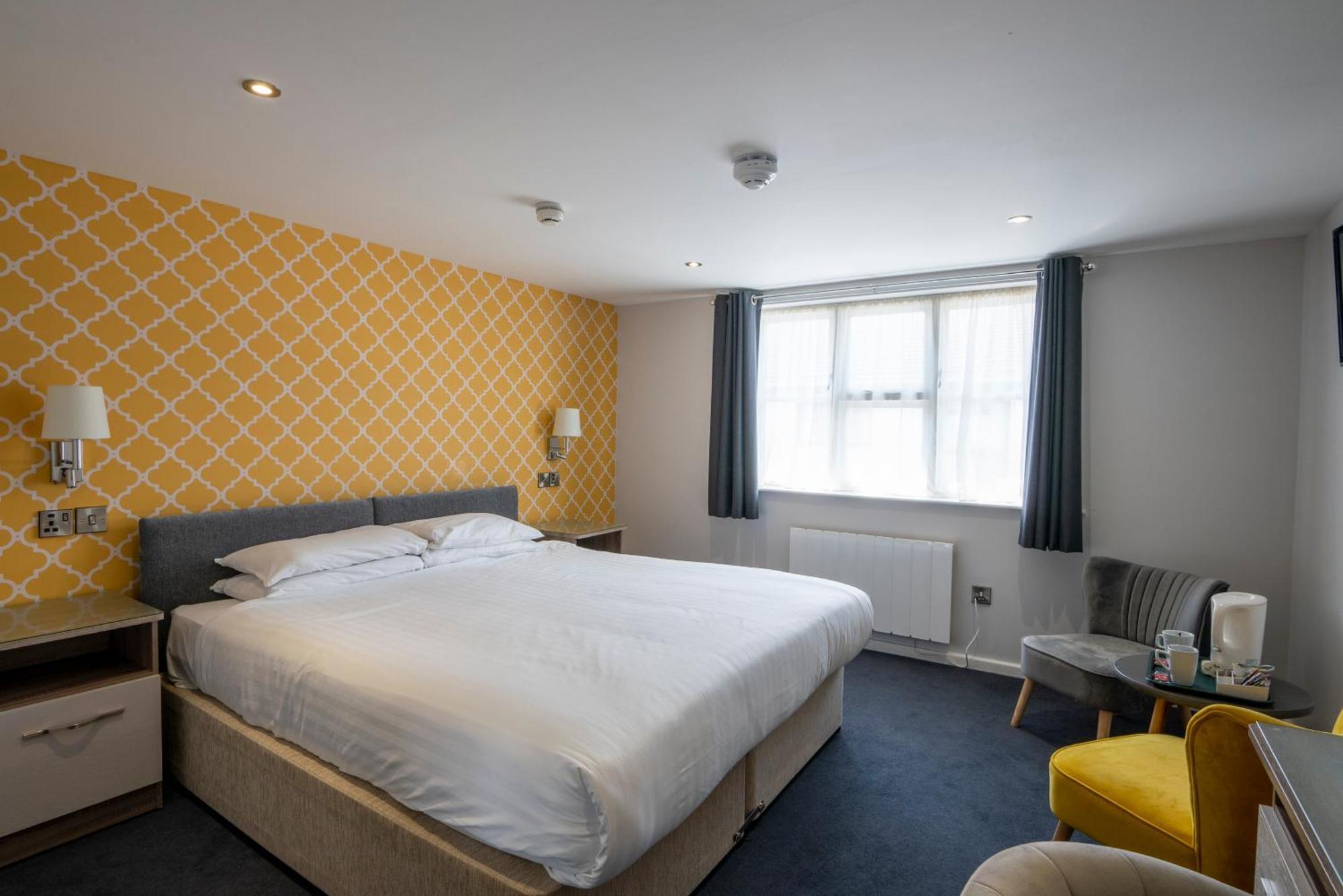 Beaufort Park Hotel Молд Экстерьер фото